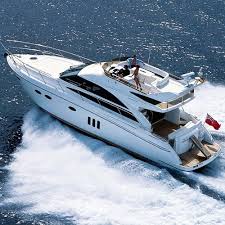 Luxury Yacht in Mumbai